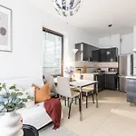 Sliczny Apartament Na Mokotowie